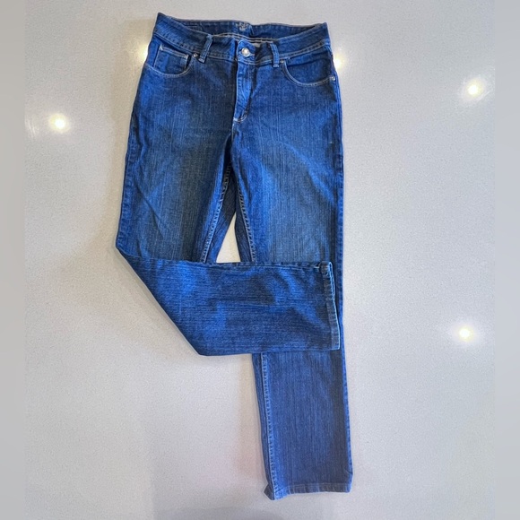 Riders by Lee Women's Dark Blue Straight Leg Jeans Sz 10M Hole by back pocket - Picture 4 of 9